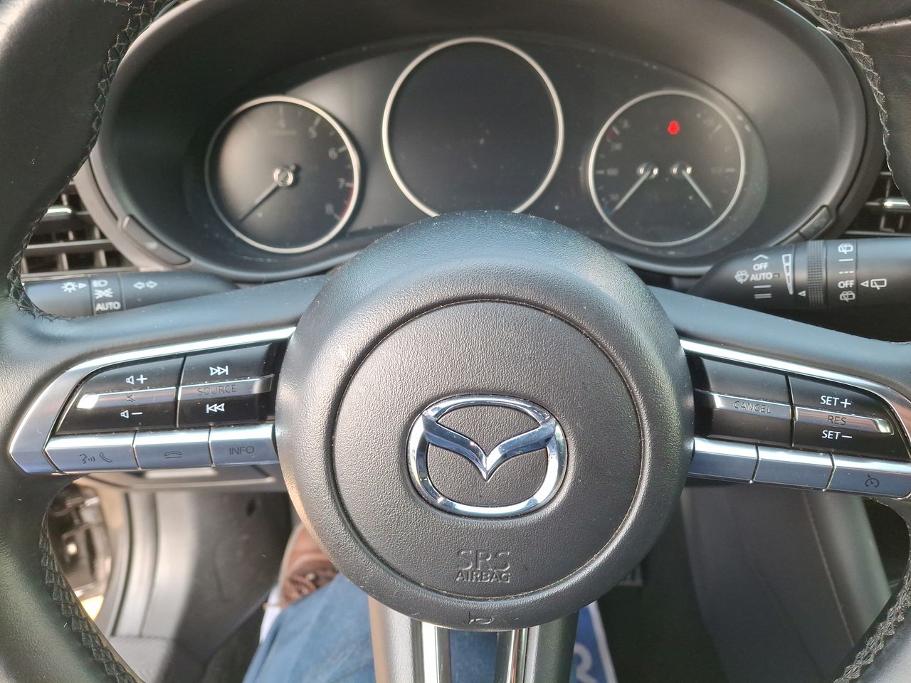 MAZDA - 25