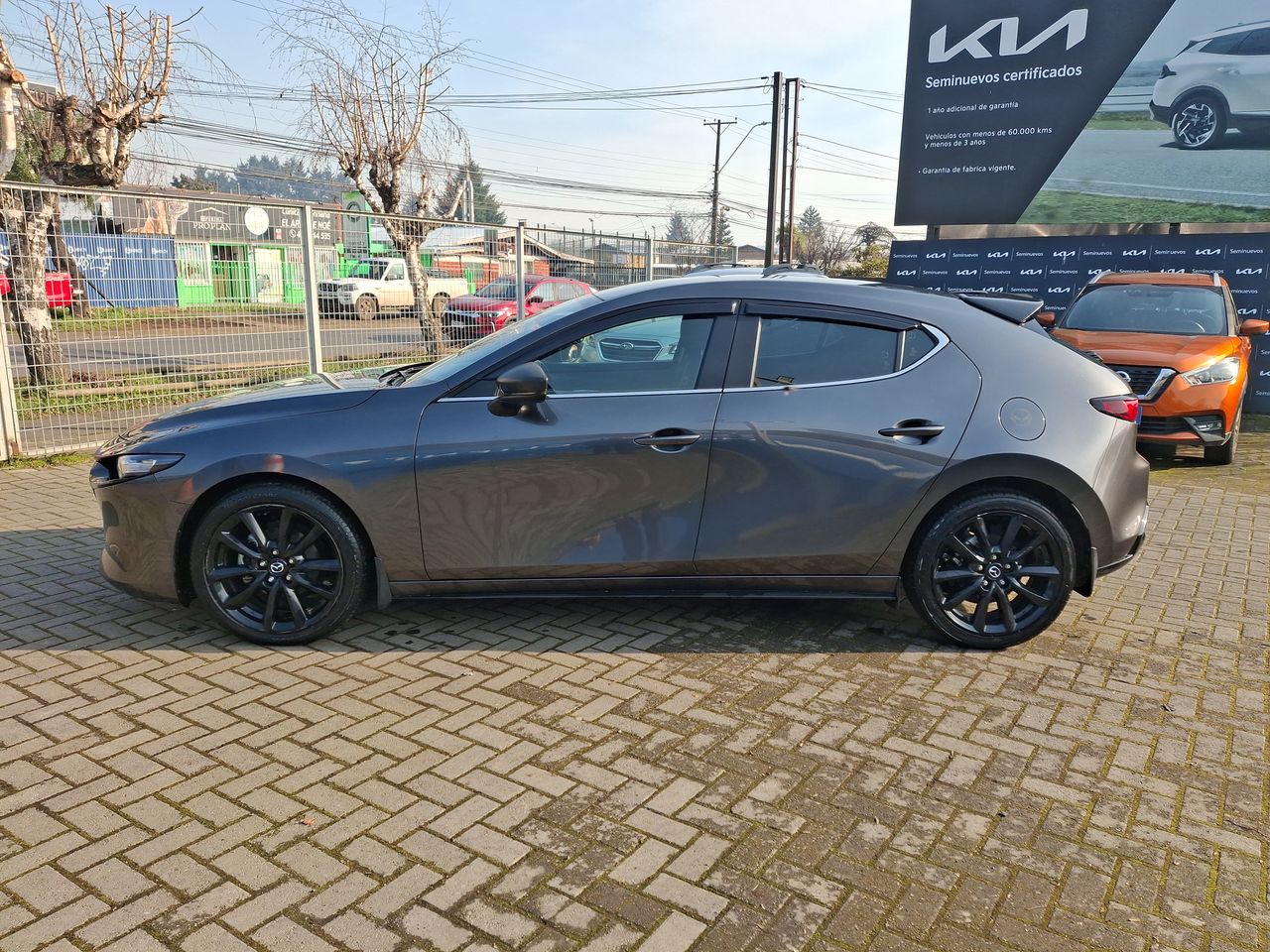MAZDA - 4