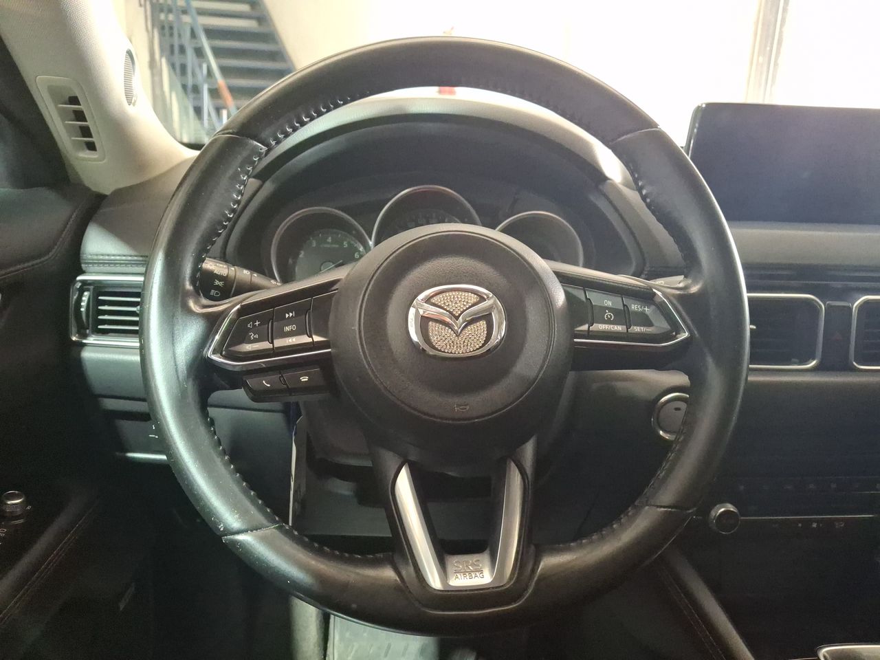 MAZDA - 17