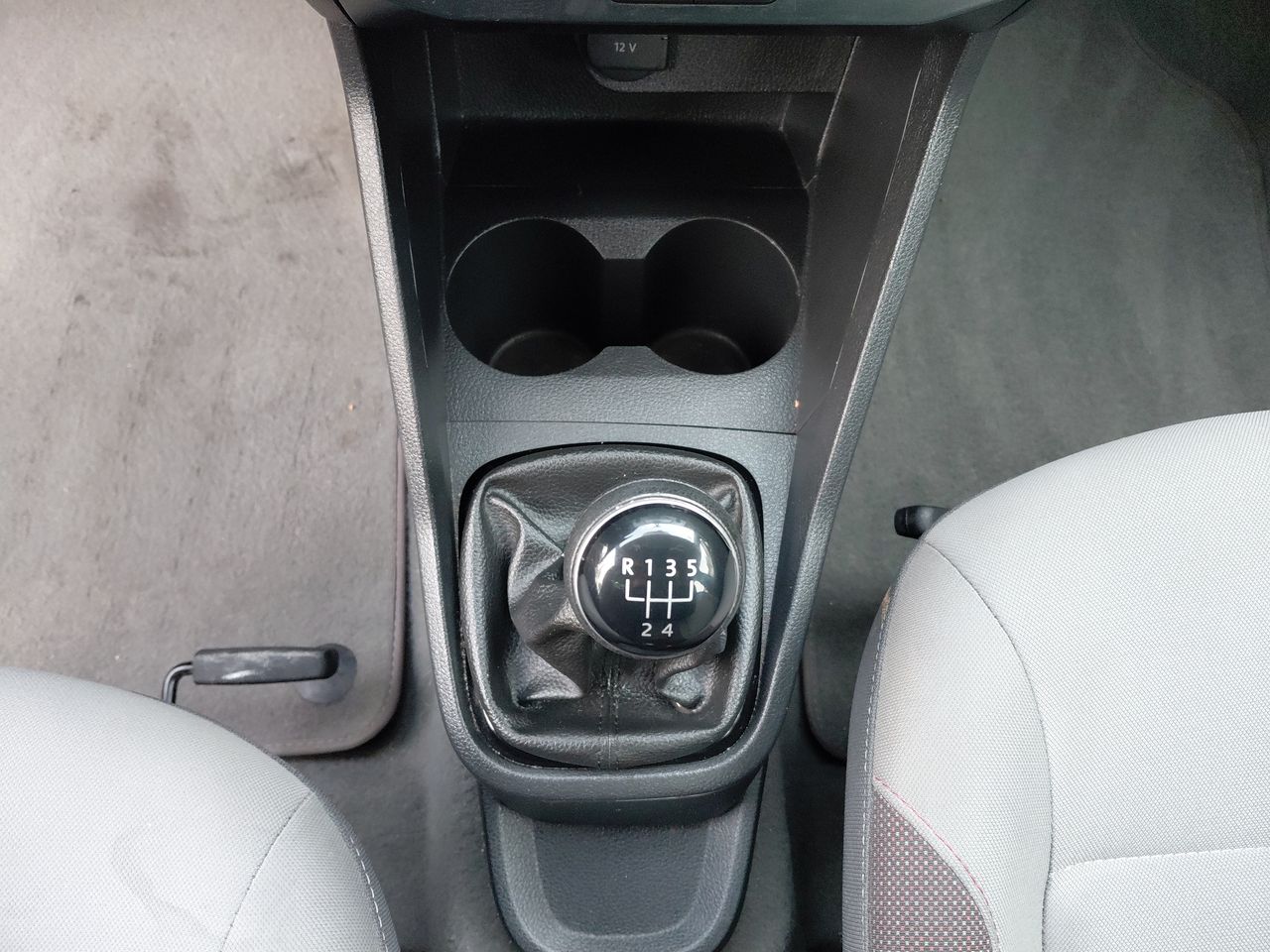 Suzuki Jimny — foto 22 de 25