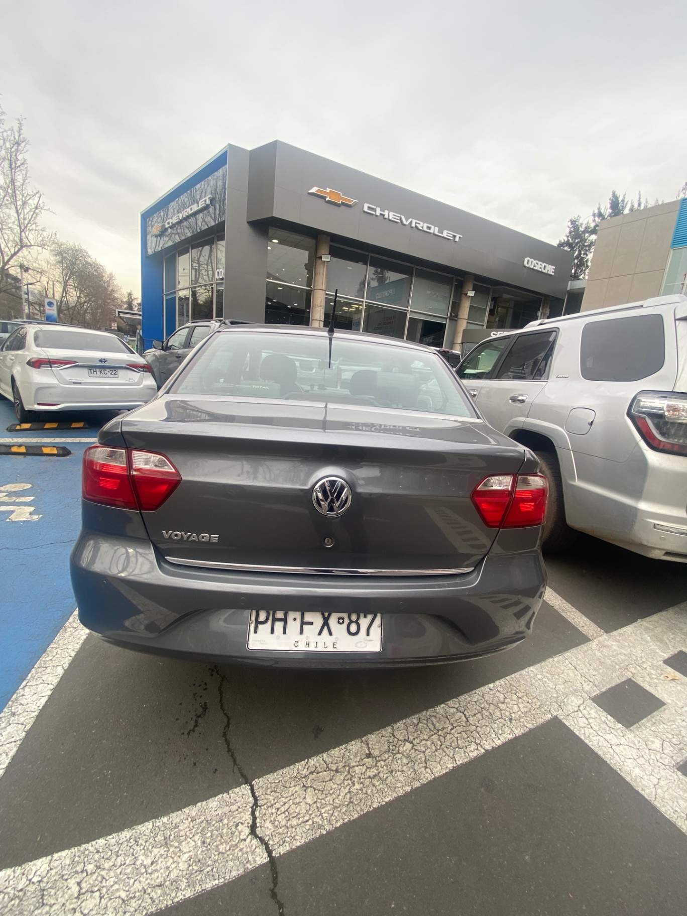 VOLKSWAGEN - 4
