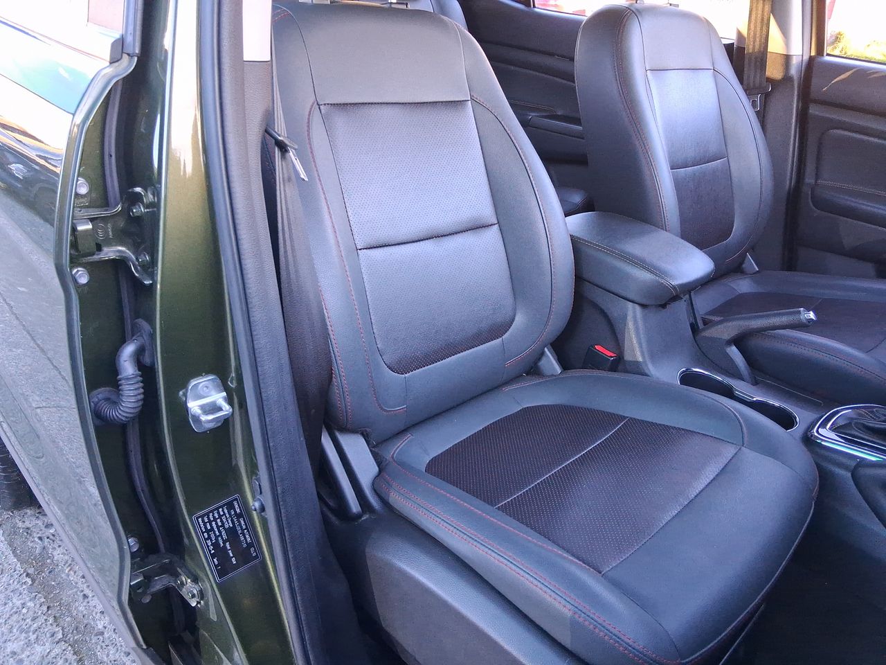 Mitsubishi Montero Sport — foto 27 de 30