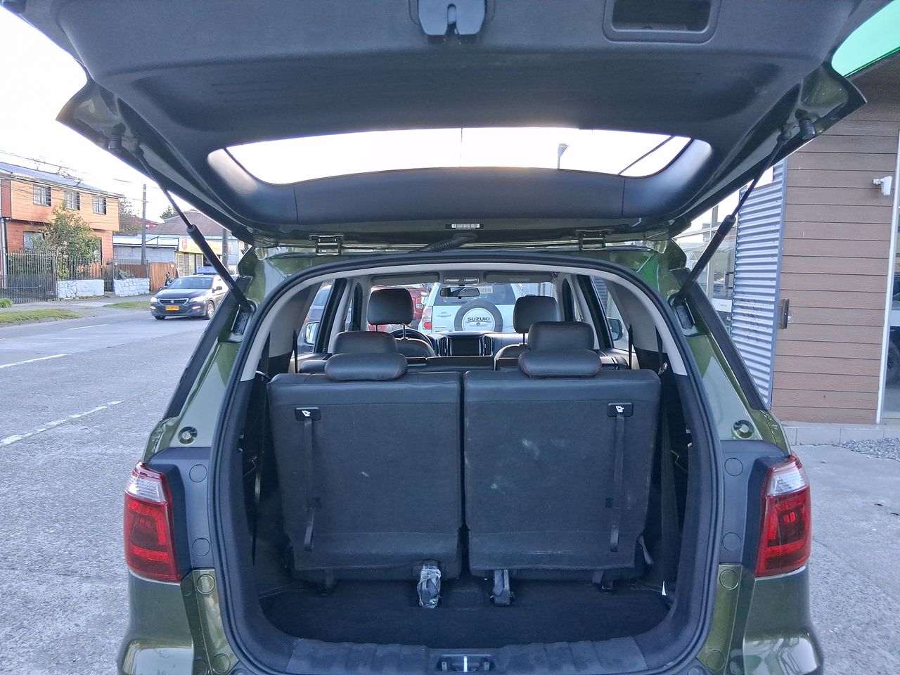 Mitsubishi Montero Sport — foto 15 de 30