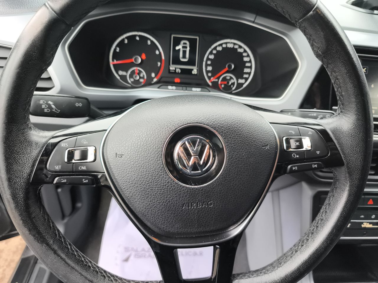 VOLKSWAGEN - 16