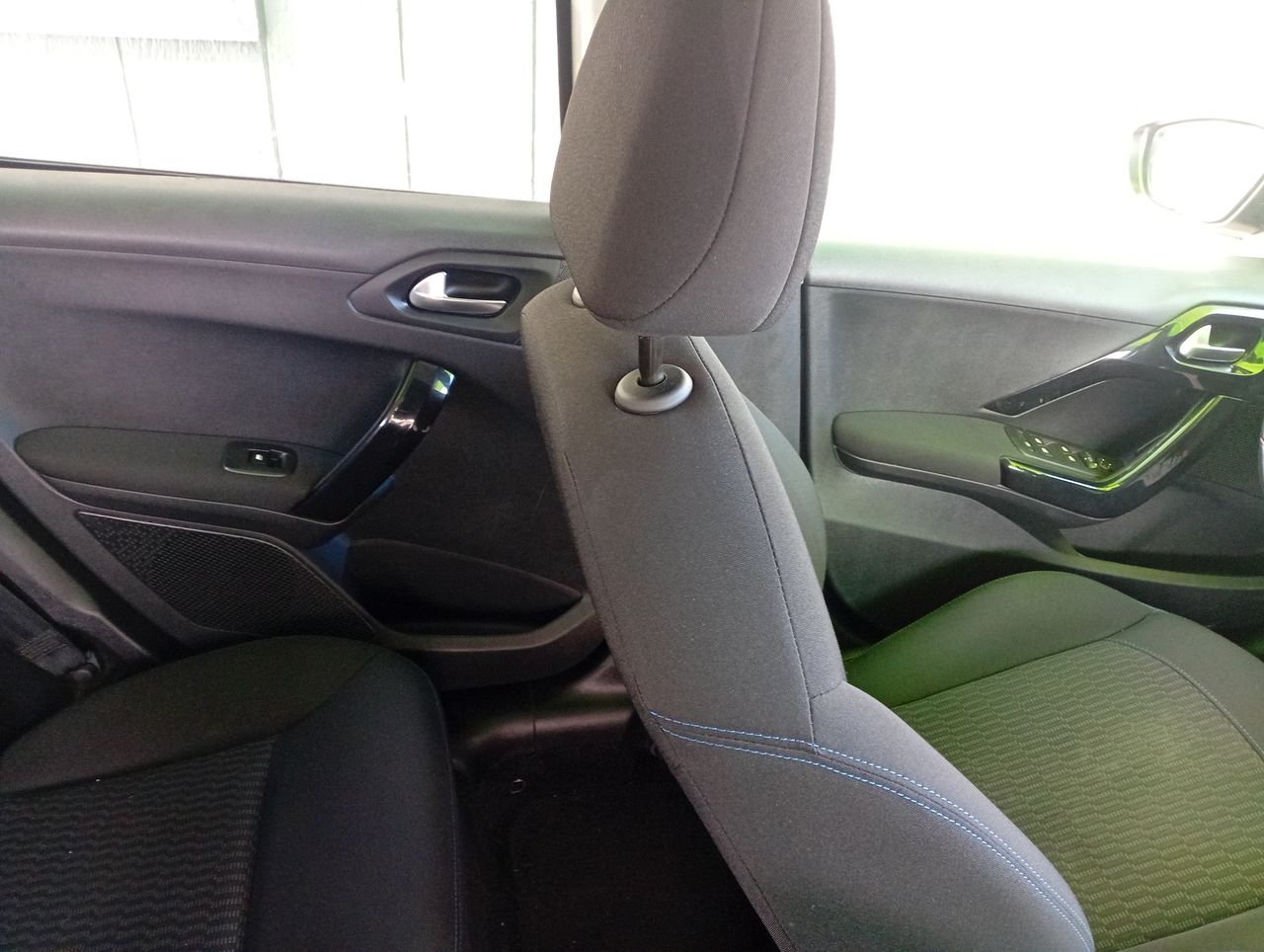 PEUGEOT - 7
