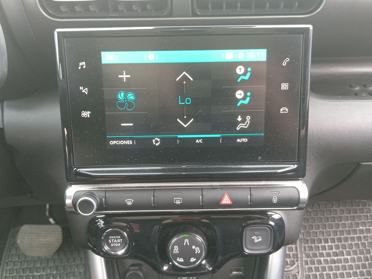 Opel Mokka — foto 27 de 33