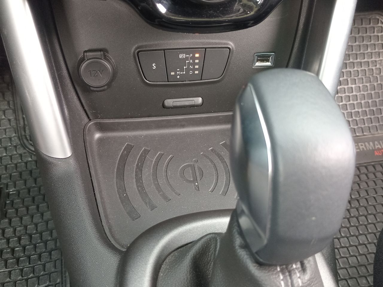 Opel Mokka — foto 28 de 33