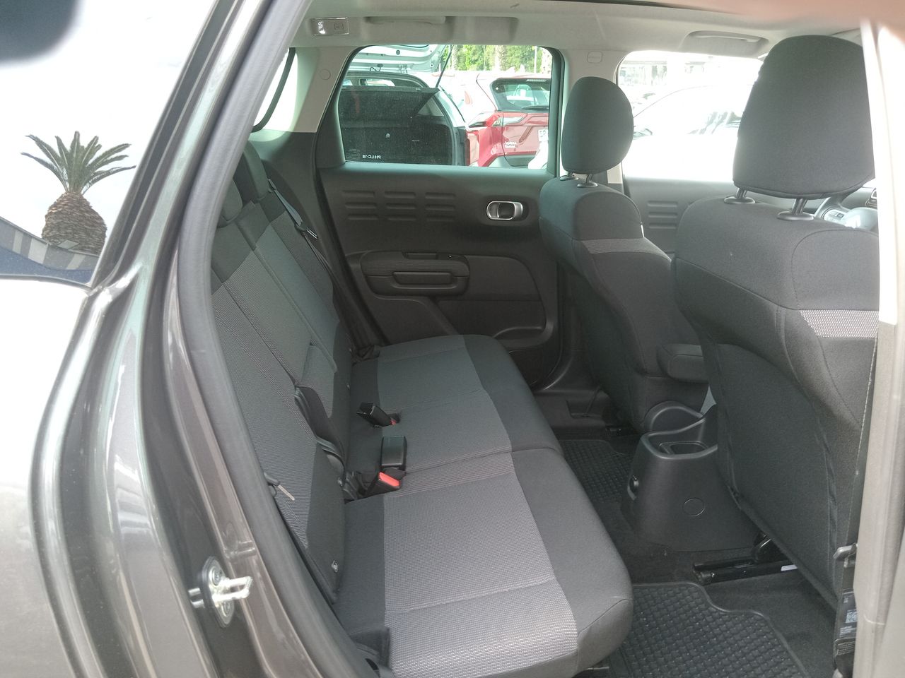 Opel Mokka — foto 12 de 33
