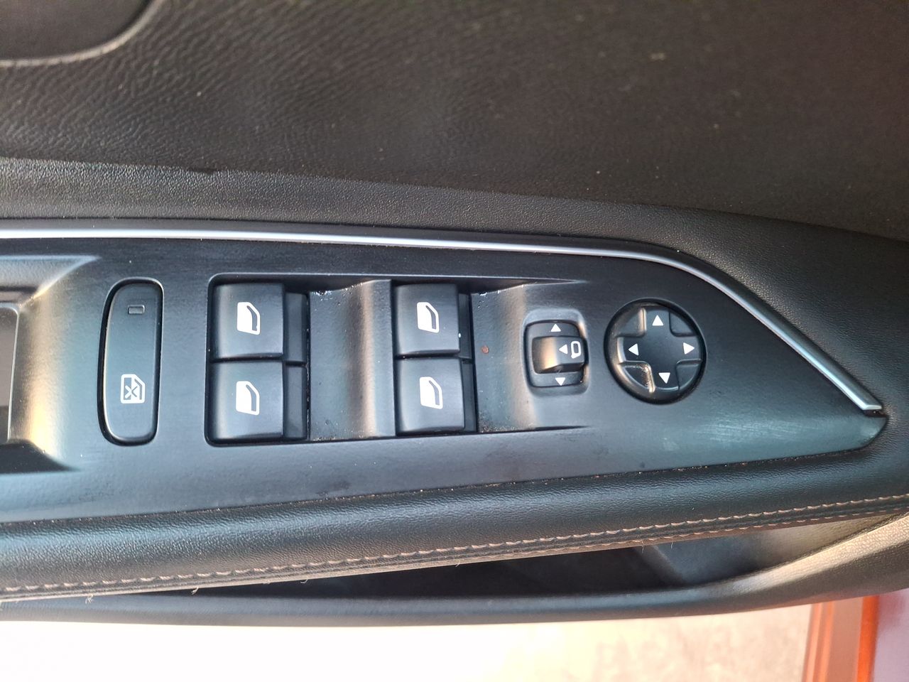 Peugeot 3008 — foto 23 de 31