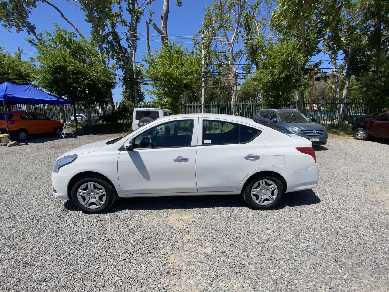 NISSAN - 4