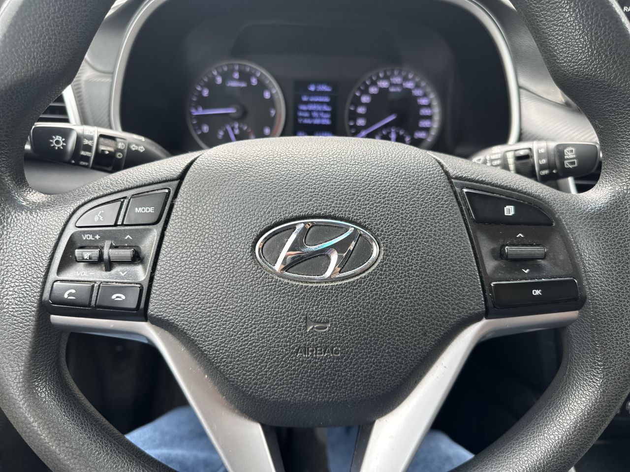 HYUNDAI - 27
