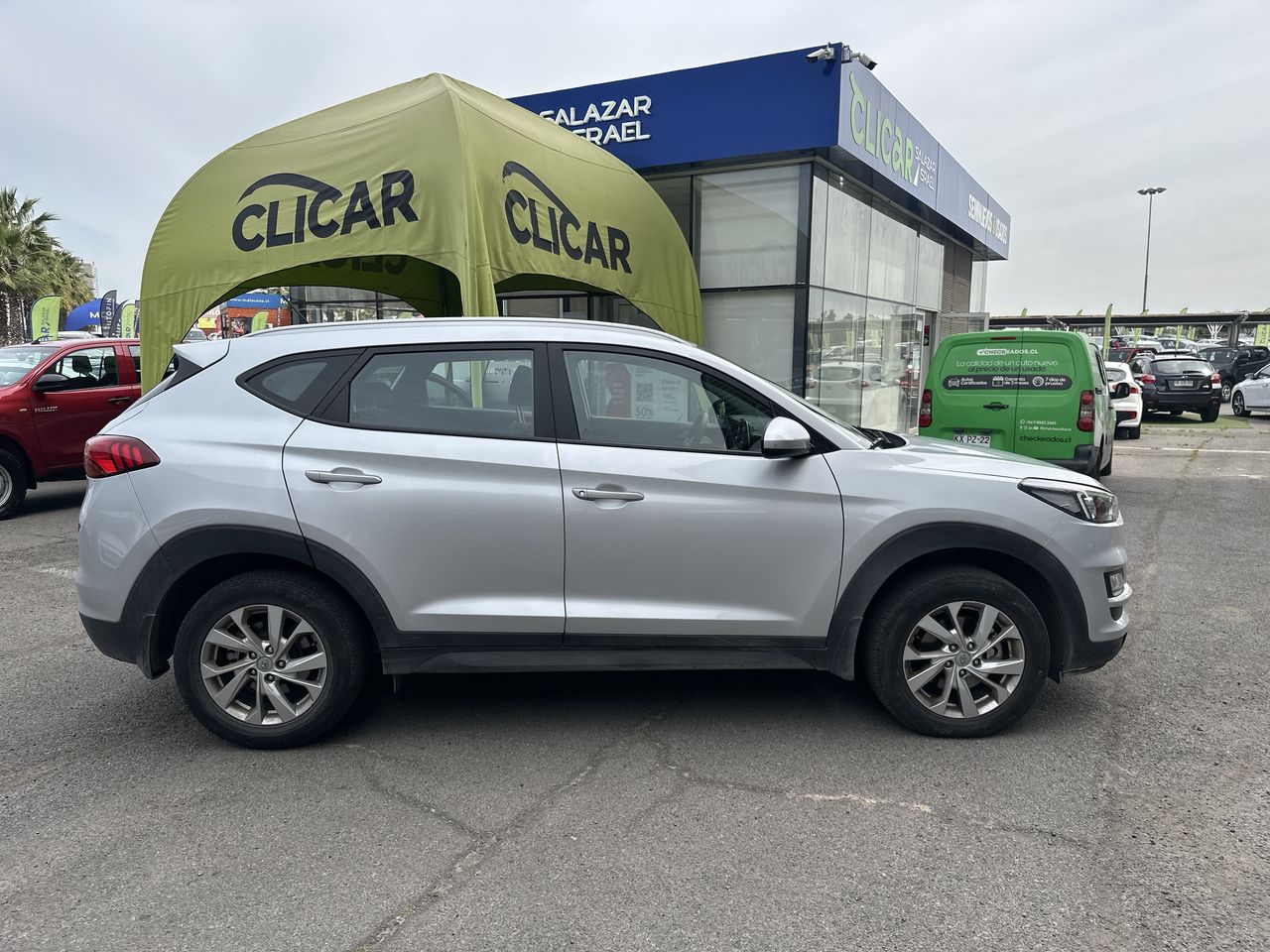 HYUNDAI - 8