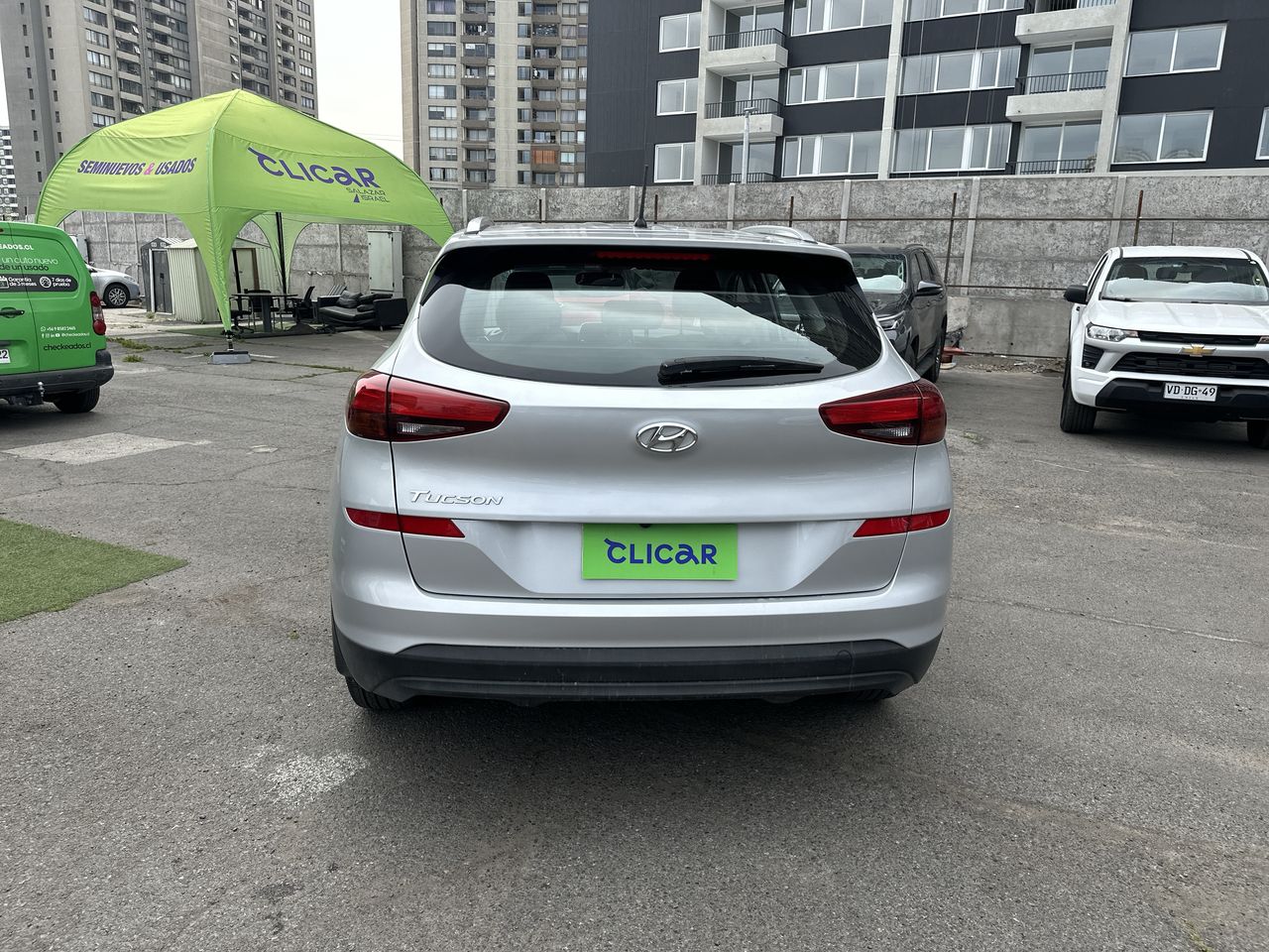 HYUNDAI - 6
