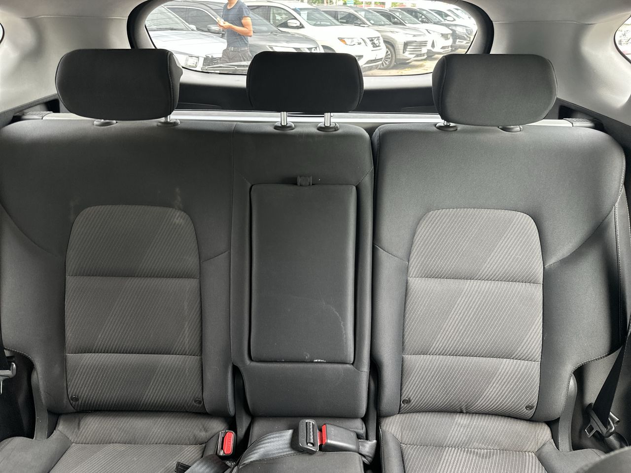 HYUNDAI - 13