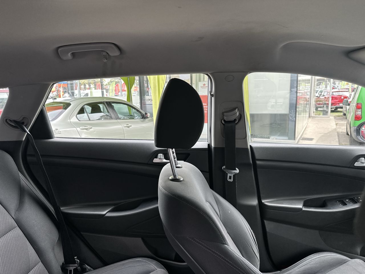 HYUNDAI - 15