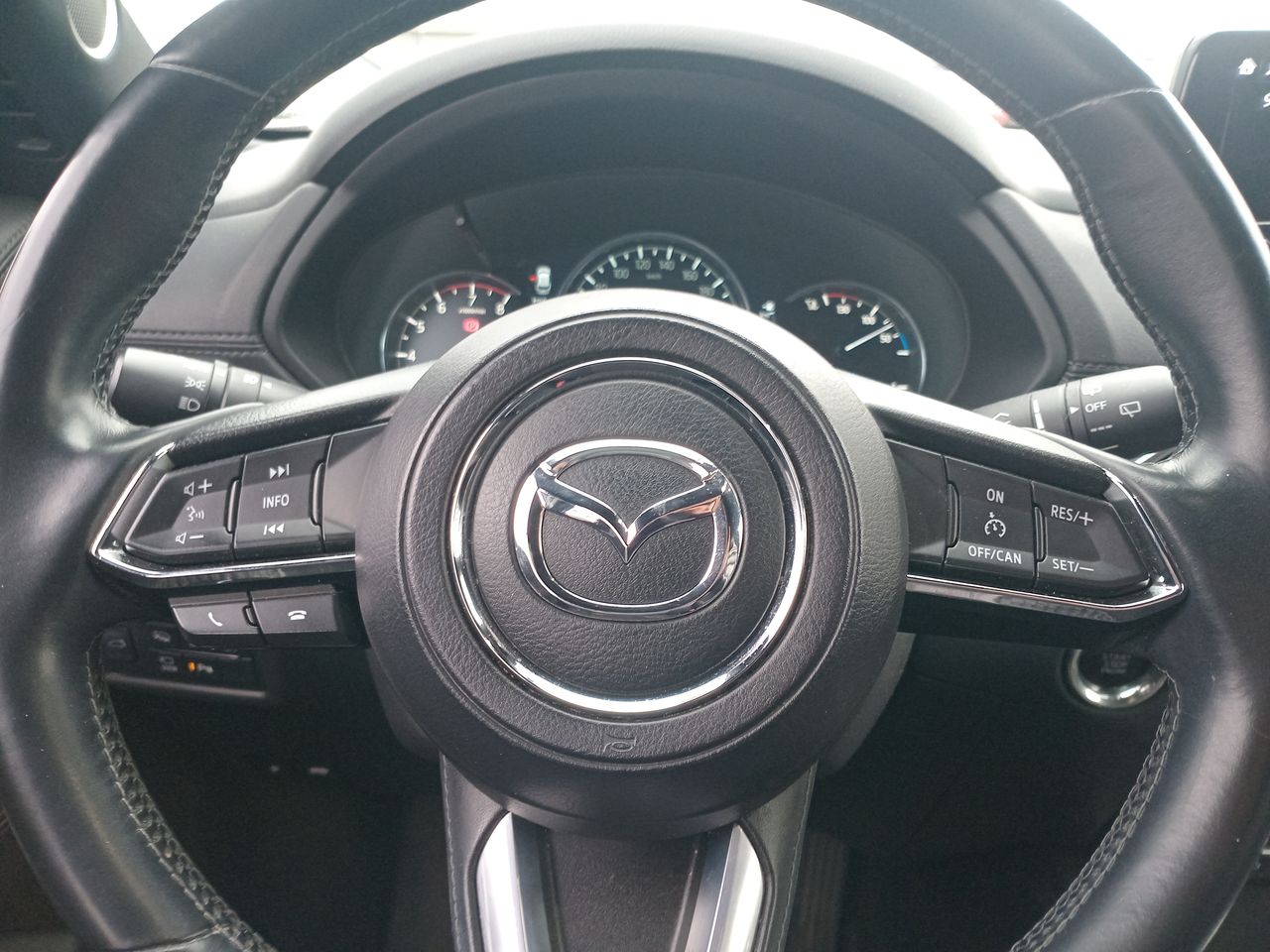 Mazda CX-5 — foto 25 de 35