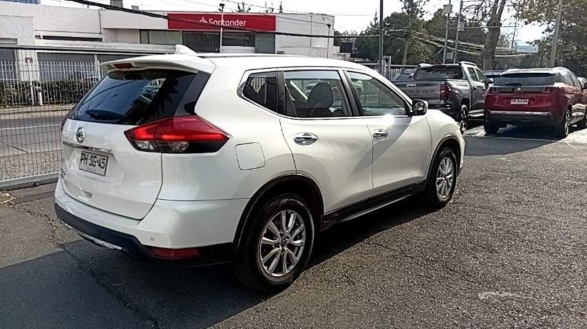 NISSAN - 4