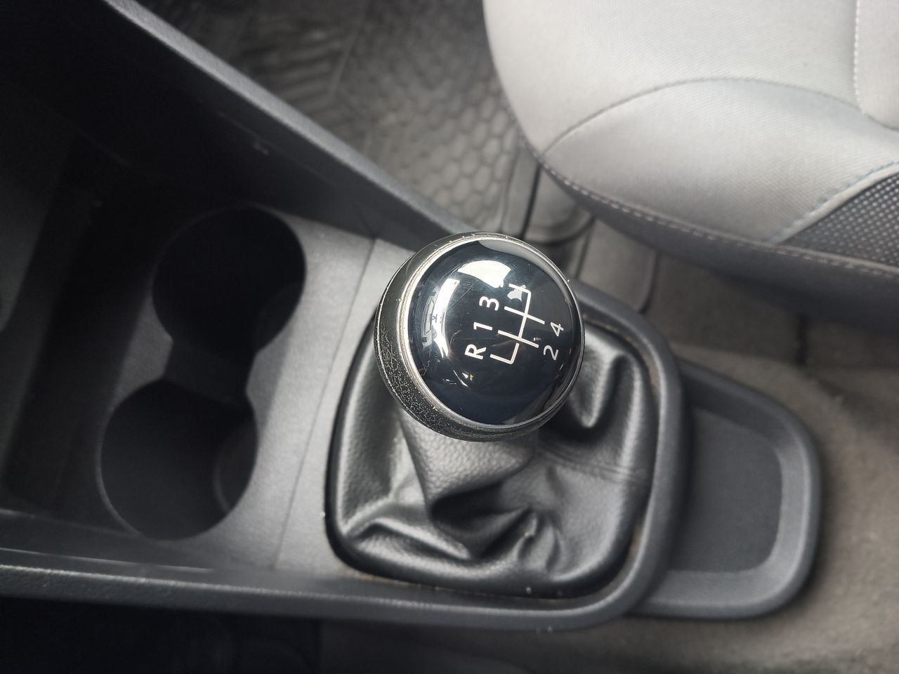 VOLKSWAGEN - 20