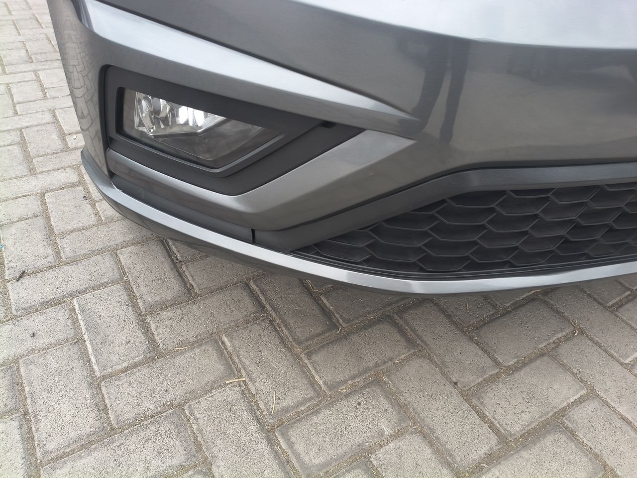 VOLKSWAGEN - 11