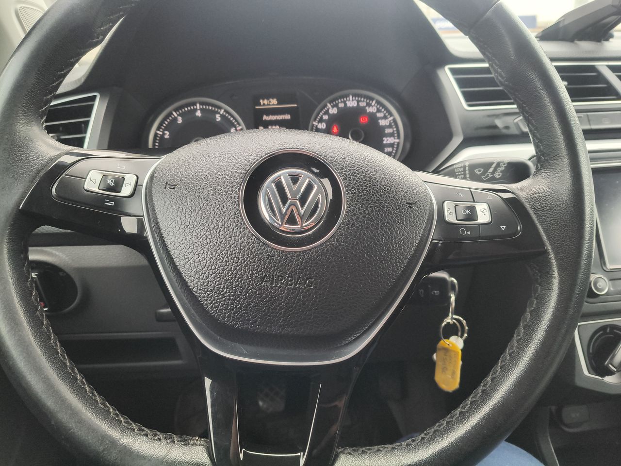 VOLKSWAGEN - 14