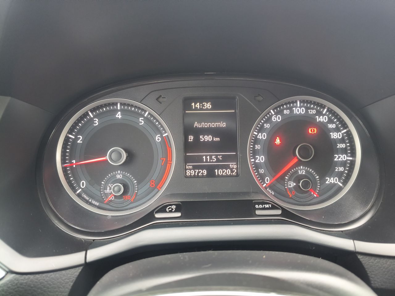 VOLKSWAGEN - 16