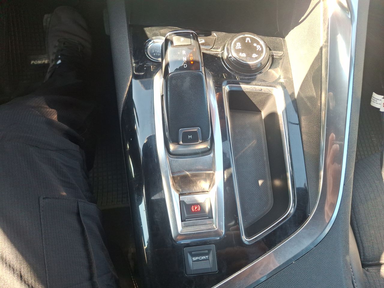 PEUGEOT - 29