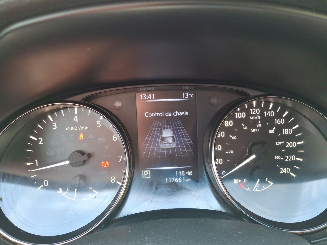 NISSAN - 25