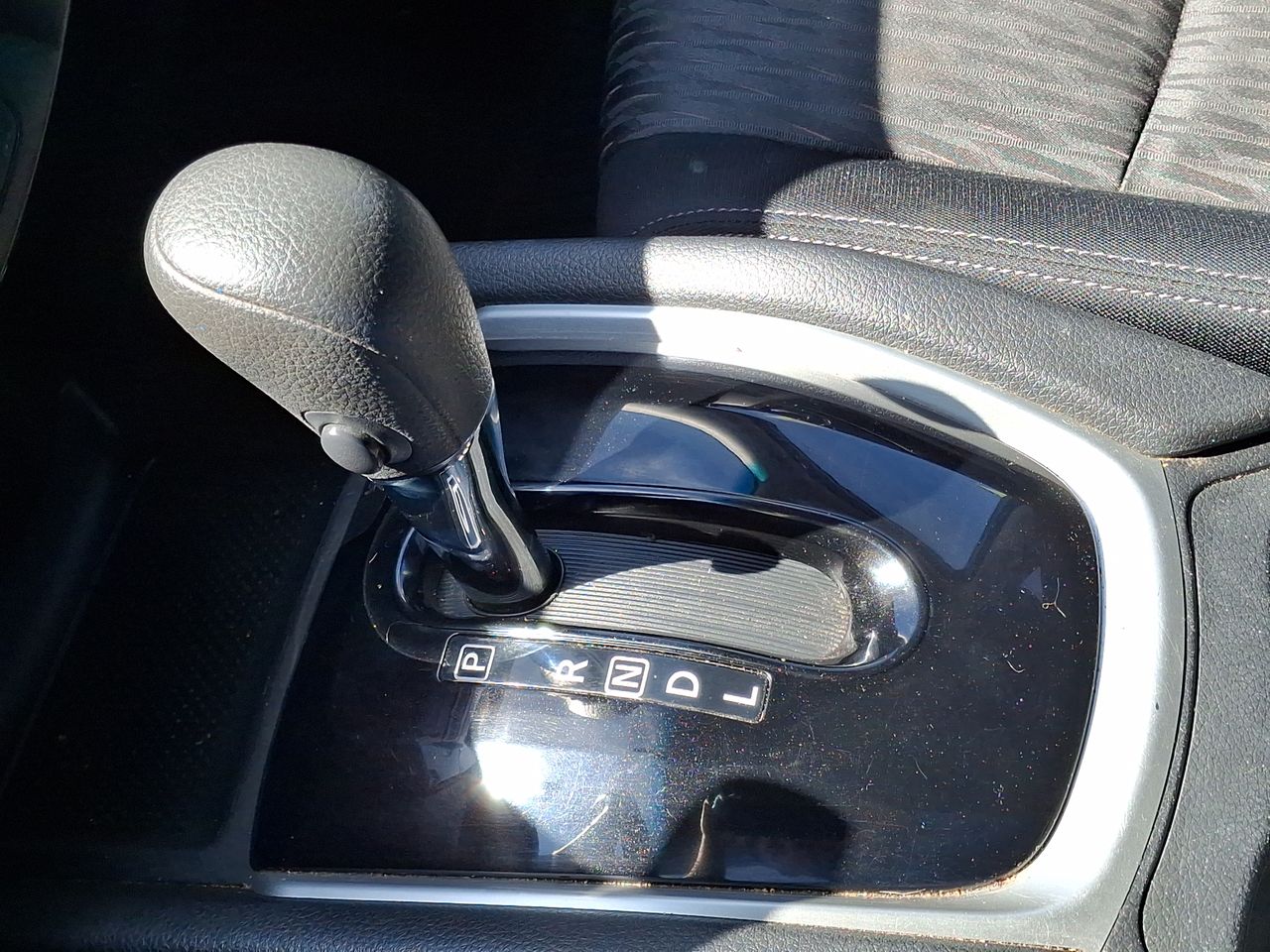 NISSAN - 29