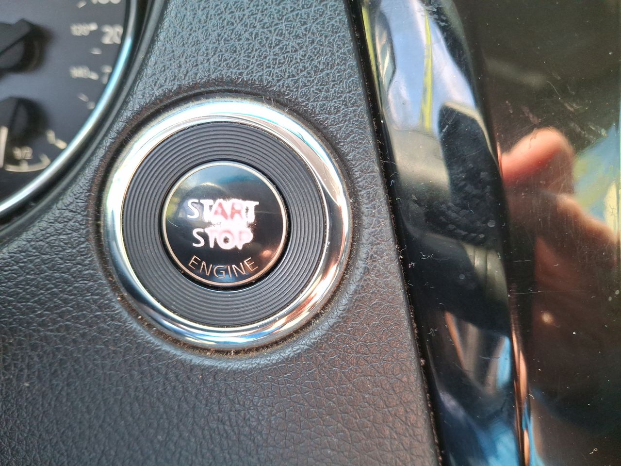 NISSAN - 34