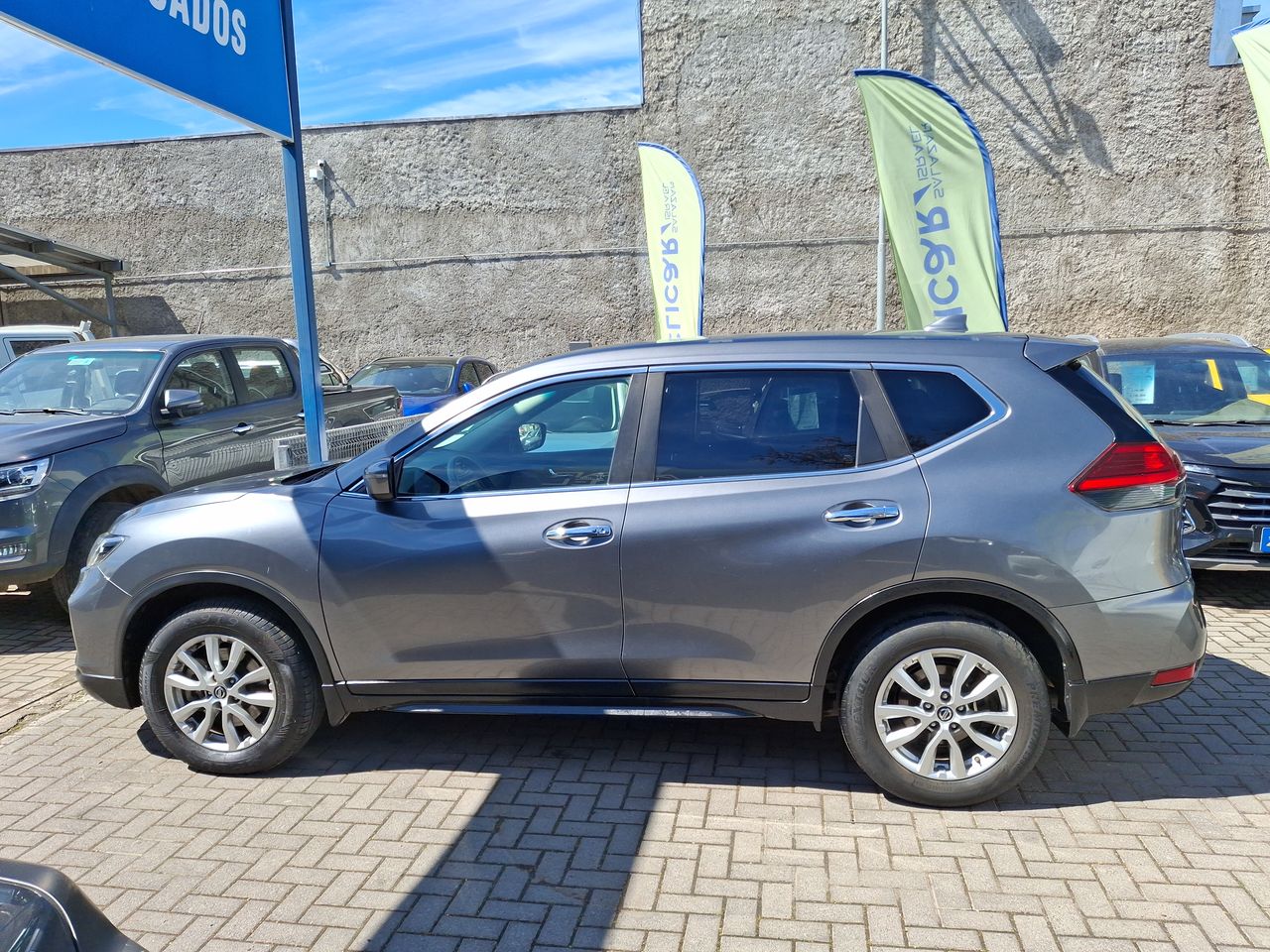 NISSAN - 4