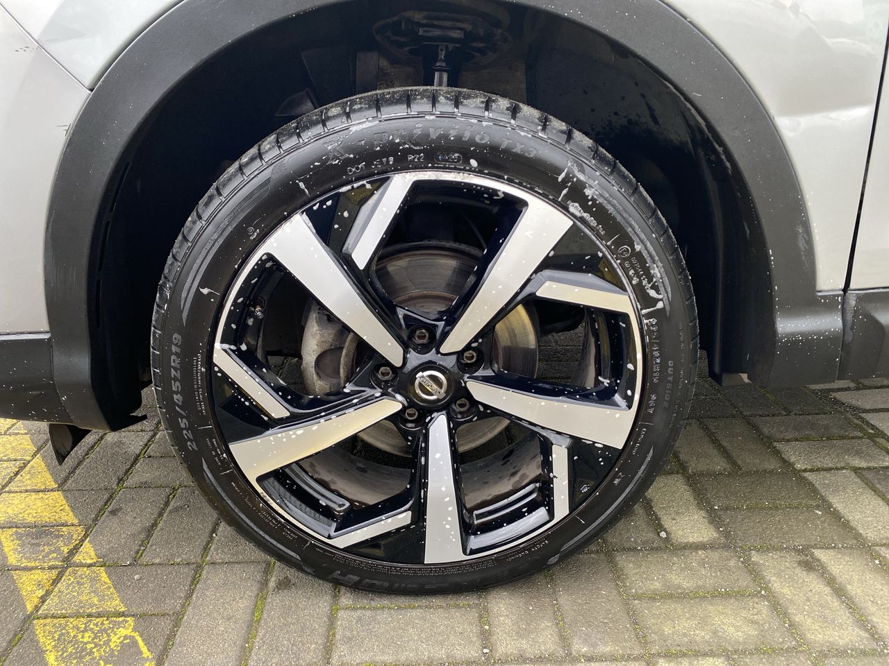 Nissan Qashqai — foto 10 de 29