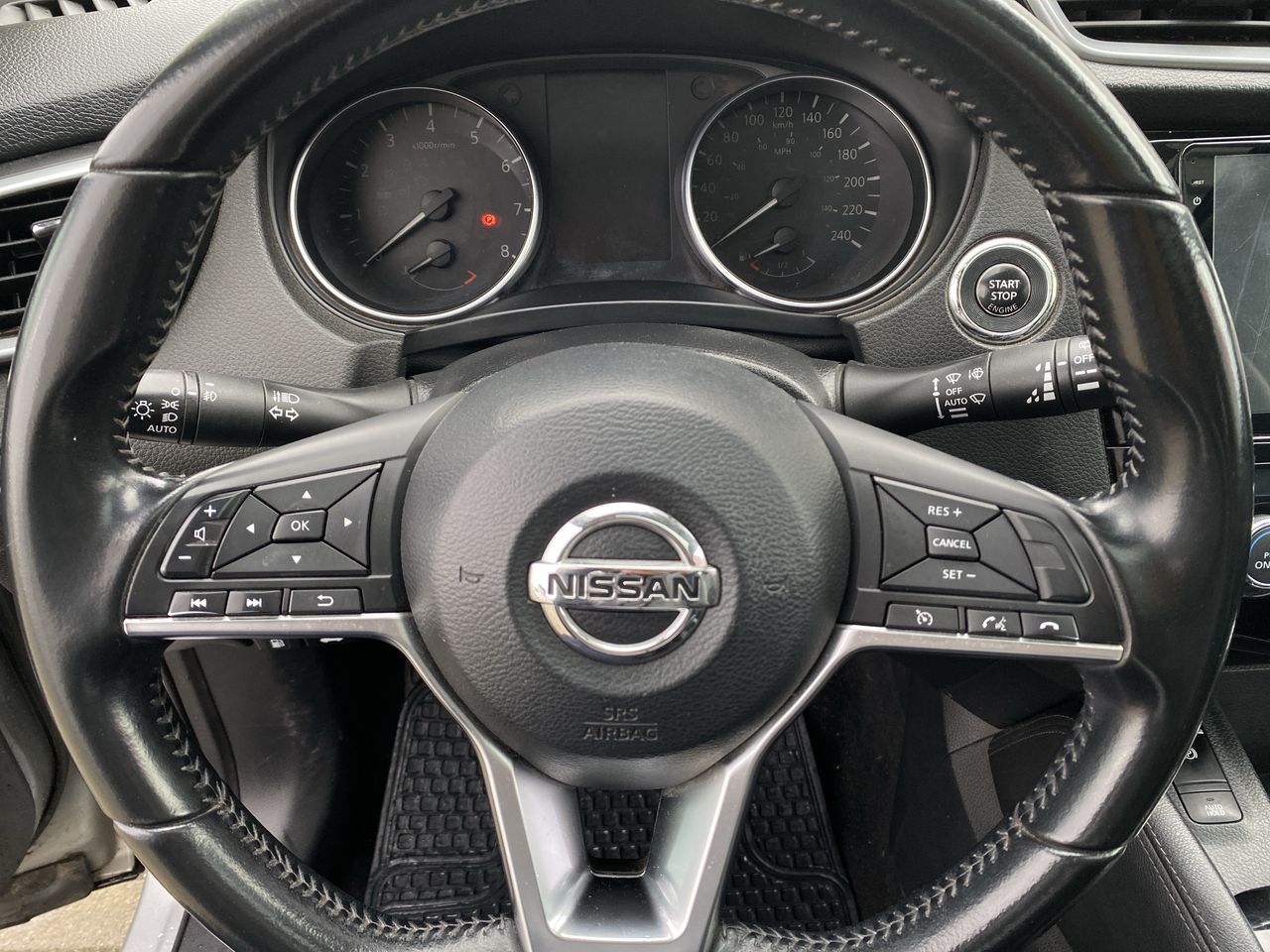Nissan Qashqai — foto 20 de 29