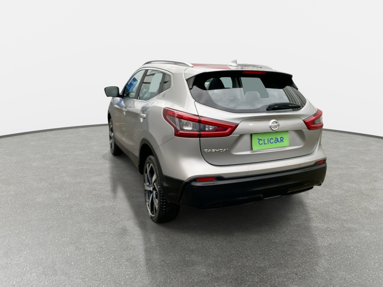 NISSAN - 5