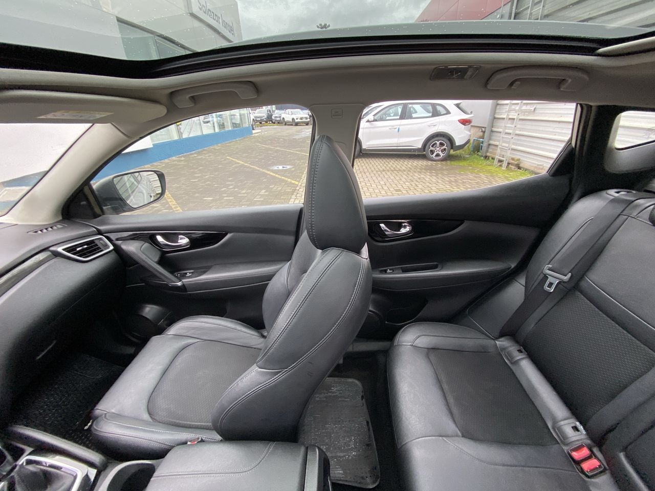 NISSAN - 3