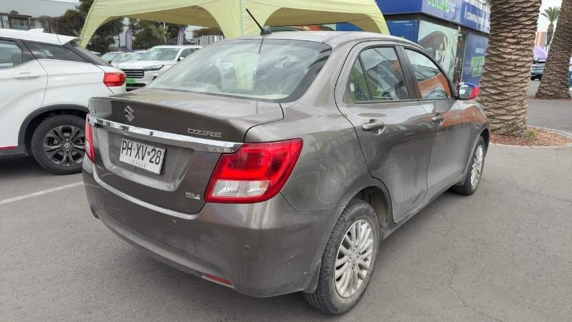 SUZUKI - 4