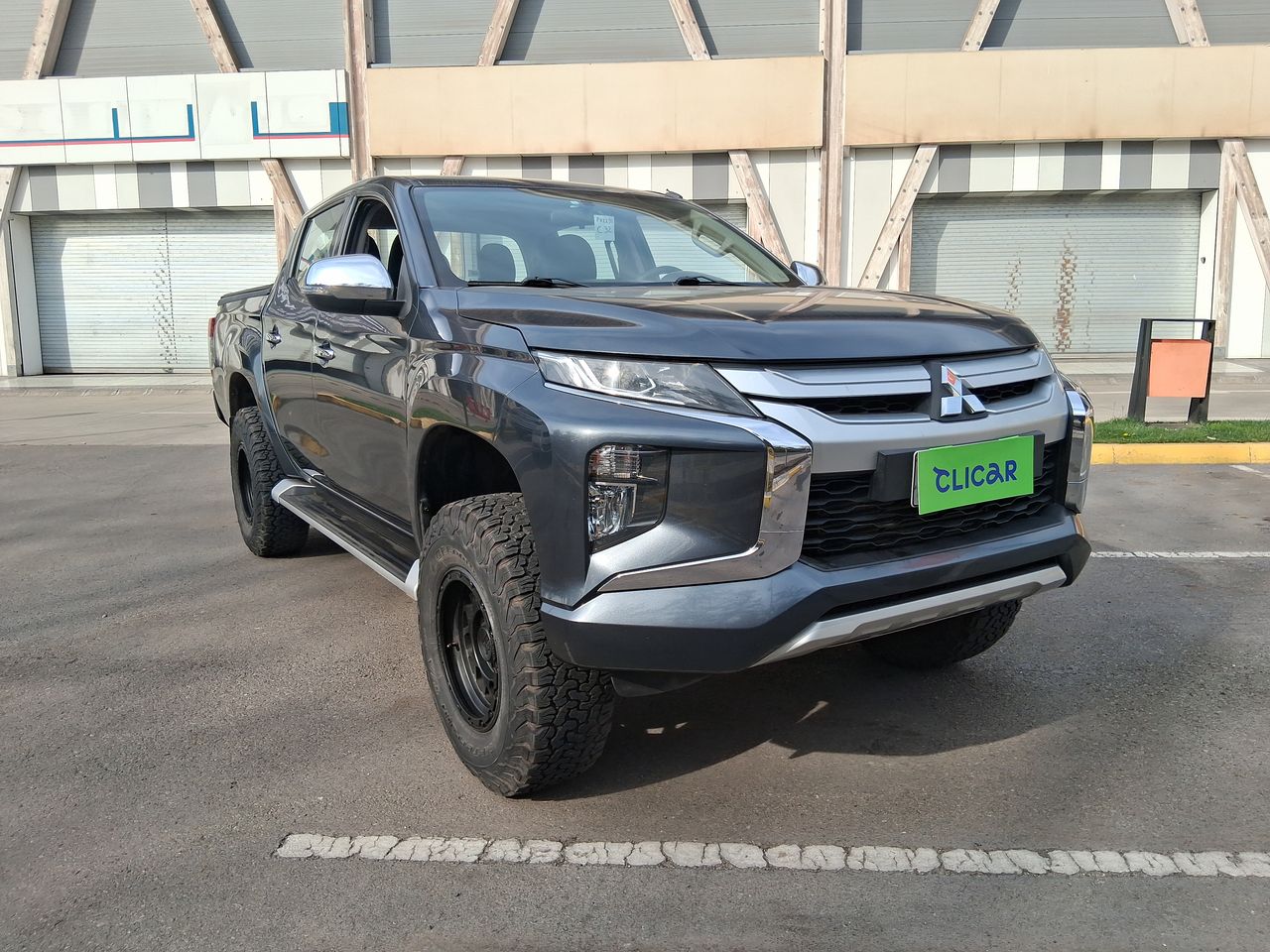 MITSUBISHI - 1