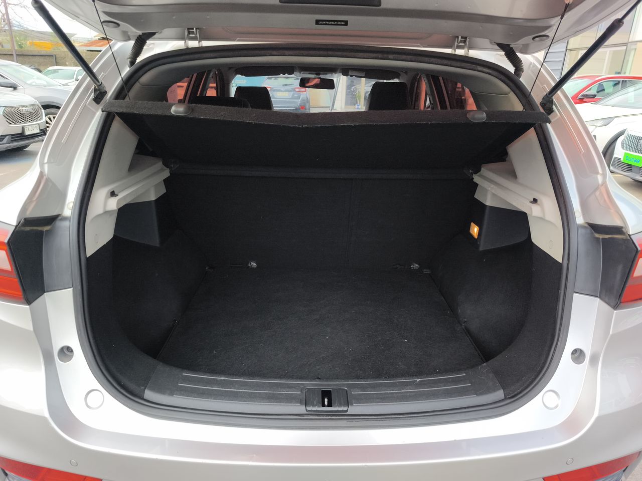 MG Zs — foto 12 de 27