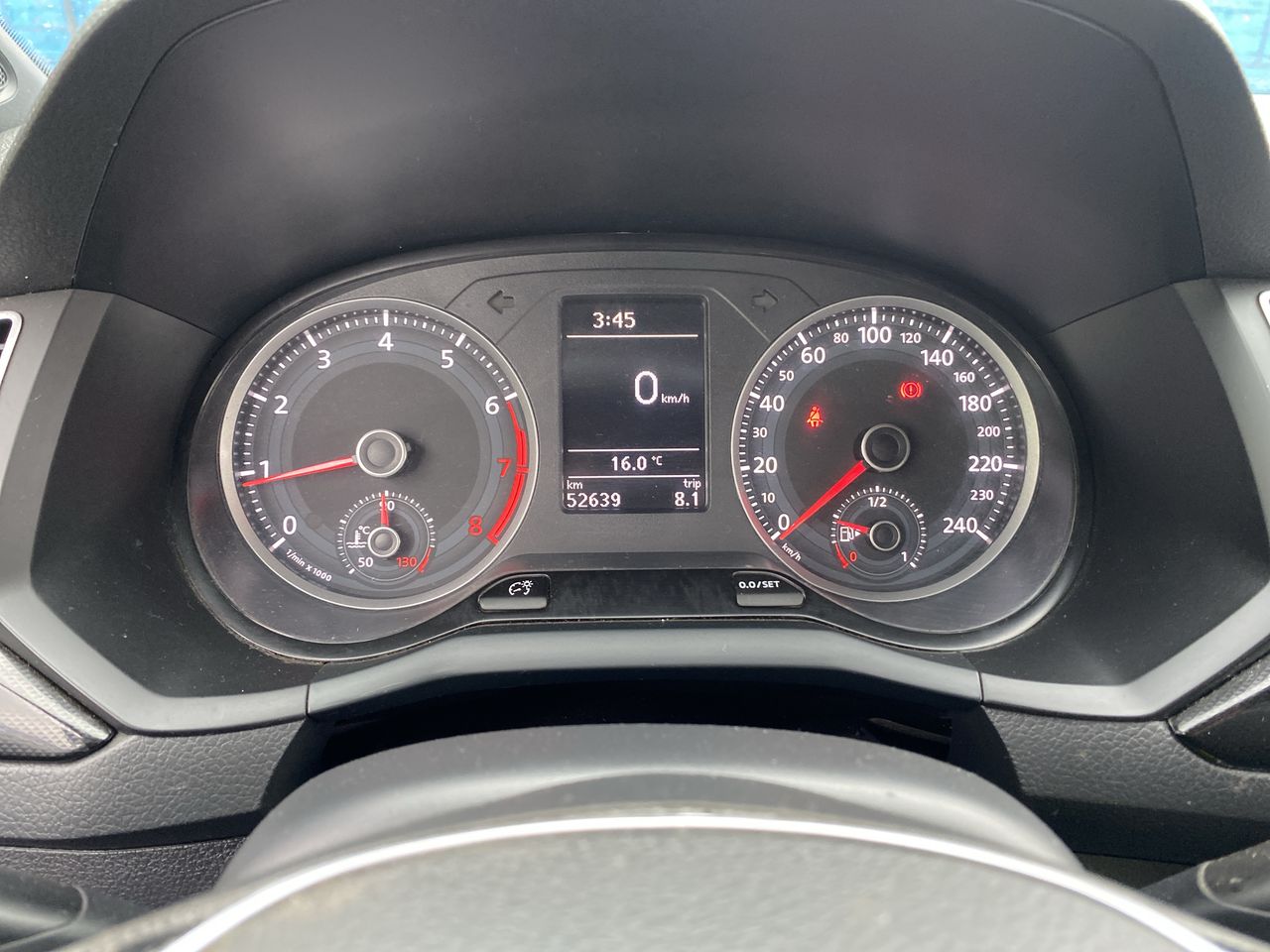VOLKSWAGEN - 26