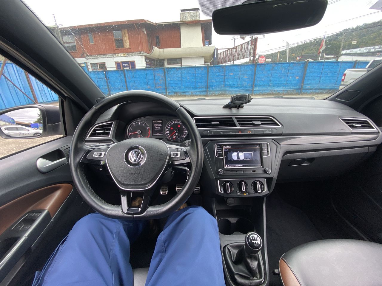 VOLKSWAGEN - 31