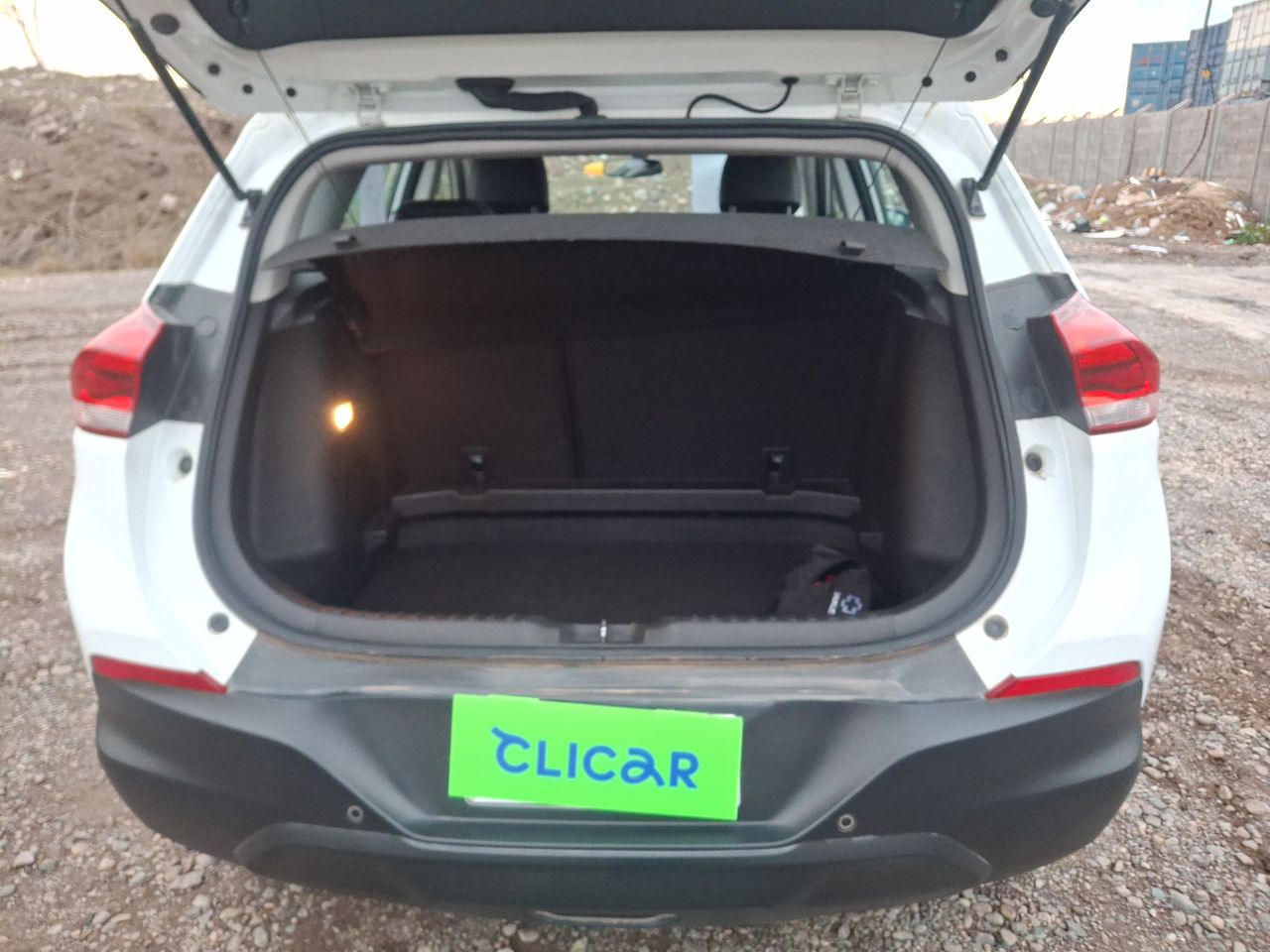 Chevrolet Tracker — foto 14 de 23