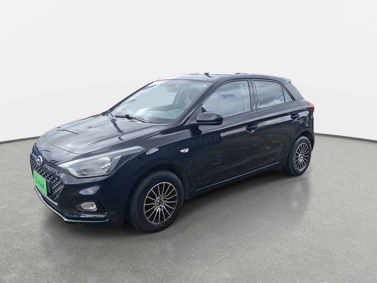 HYUNDAI - 3