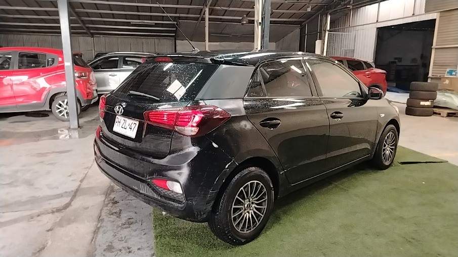 HYUNDAI - 3