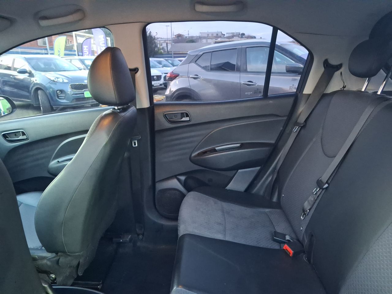HYUNDAI - 3