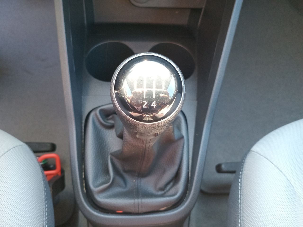 VOLKSWAGEN - 28