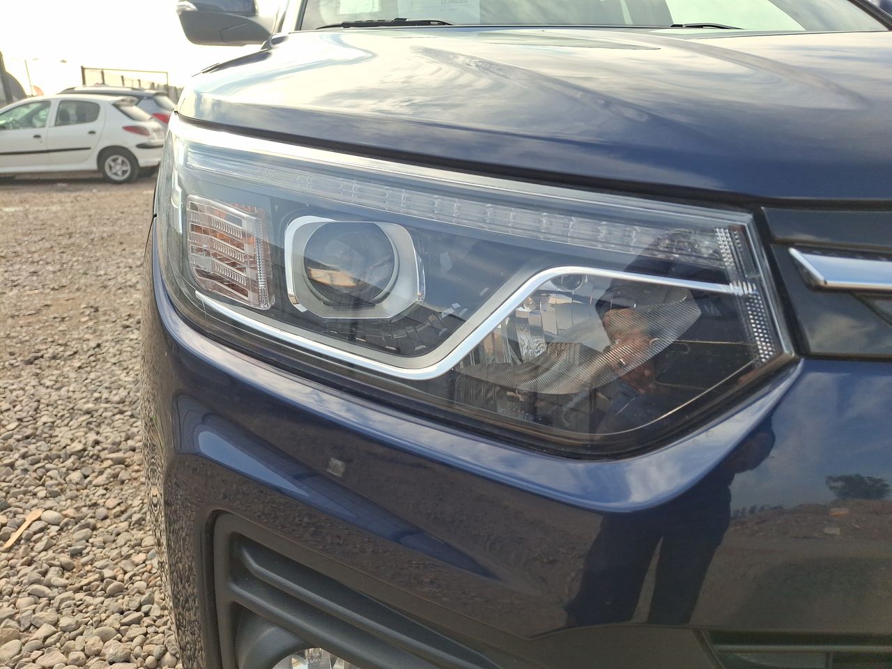 SSANGYONG - 18