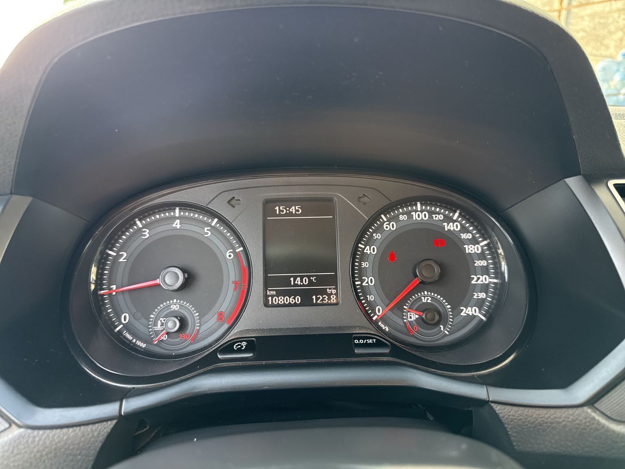 VOLKSWAGEN - 17