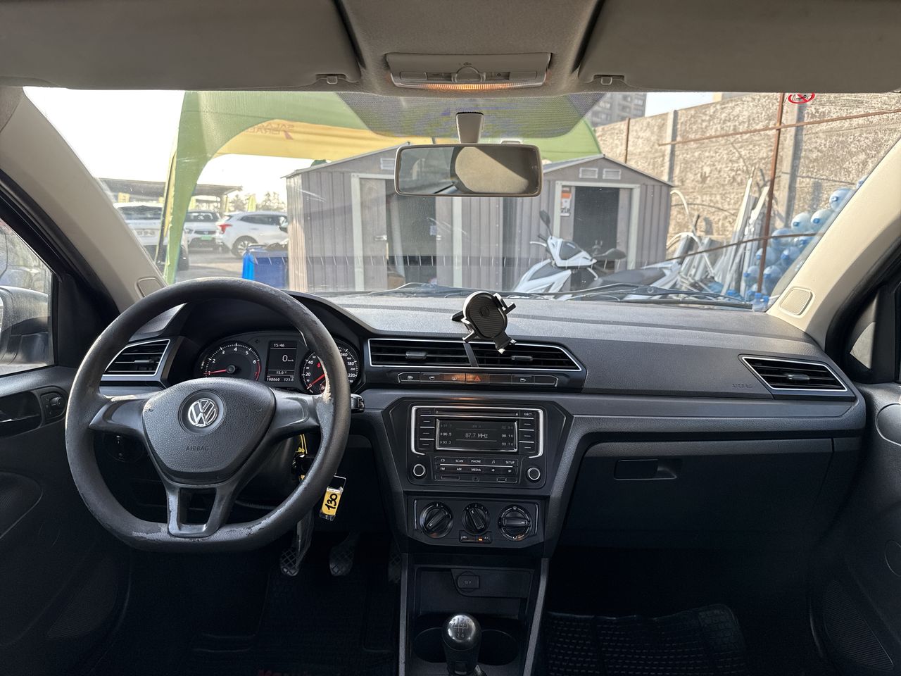 VOLKSWAGEN - 1
