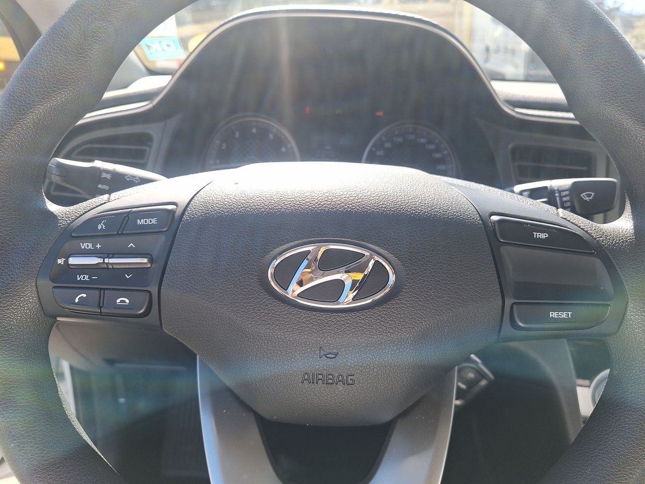 HYUNDAI - 19
