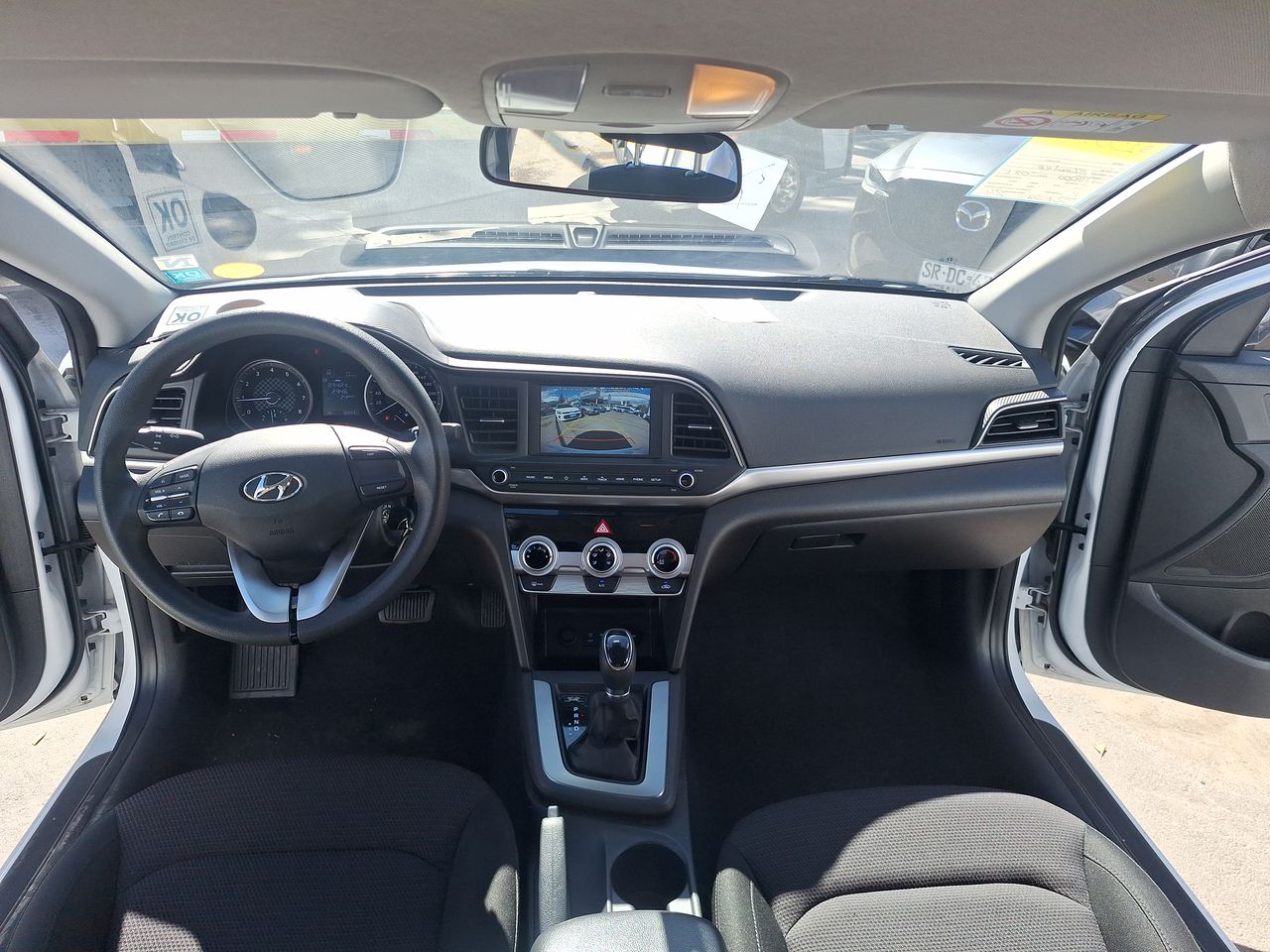 HYUNDAI - 25