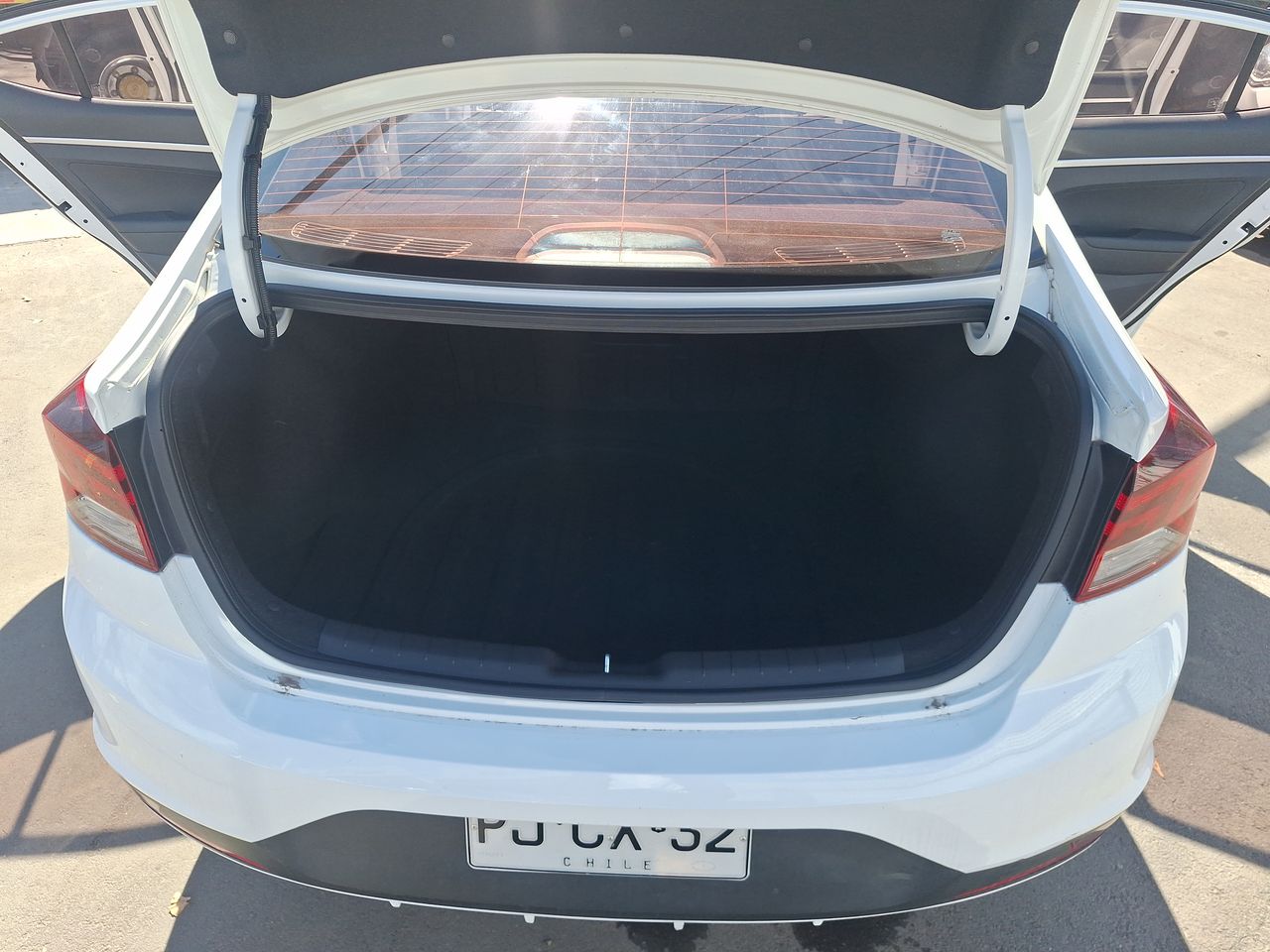 HYUNDAI - 14